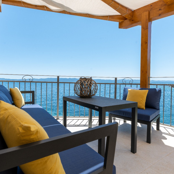 Seaside Cottage Maslina, Seaside Cottage Maslina, Hvar Island, Croatia - A Cottage Right by the Sea Gdinj