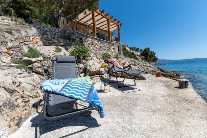 Exterior, Seaside Cottage Maslina, Hvar Island, Croatia - A Cottage Right by the Sea Gdinj