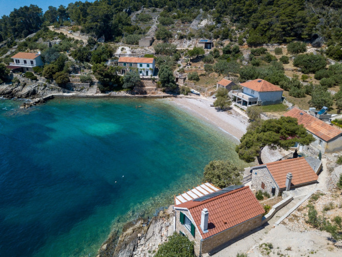 Exterior, Seaside Cottage Maslina, Hvar Island, Croatia - A Cottage Right by the Sea Gdinj