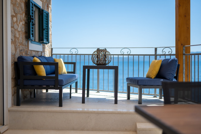 Exterior, Seaside Cottage Maslina, Hvar Island, Croatia - A Cottage Right by the Sea Gdinj